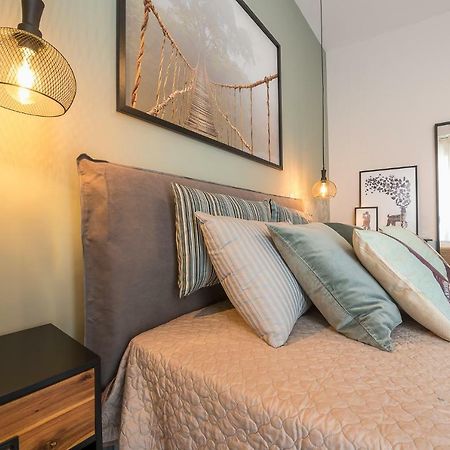 "Sunbow Olive"- Boutique Apartment In Dowtown Atenas Exterior foto