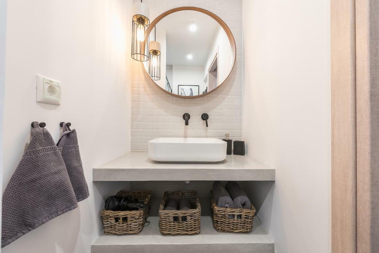 "Sunbow Olive"- Boutique Apartment In Dowtown Atenas Exterior foto